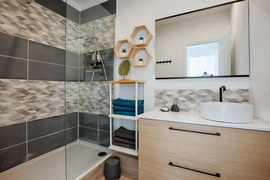 شقة Joli T3 Avec Balcon - Gare St-Charles A 50 M مارسيليا المظهر الخارجي الصورة